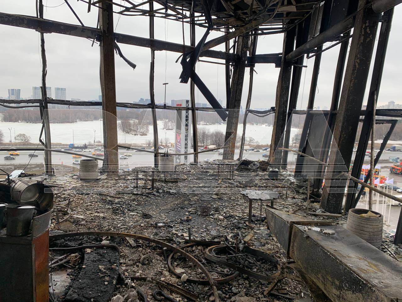 Сплошное пожарище: как выглядит "Крокус Сити Холл" после теракта. Фото и видео