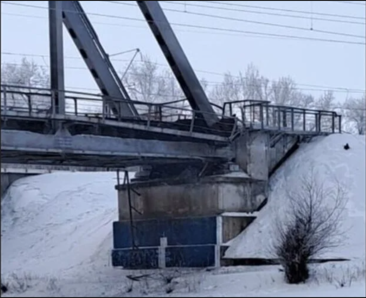 У Самарській області РФ після атаки на НПЗ диверсанти намагались підірвати залізничний міст