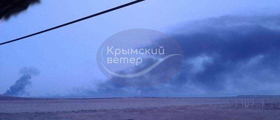 В окупованому Криму прилетіло по нафтобазі: спалахнула пожежа, людей евакуйовують. Фото