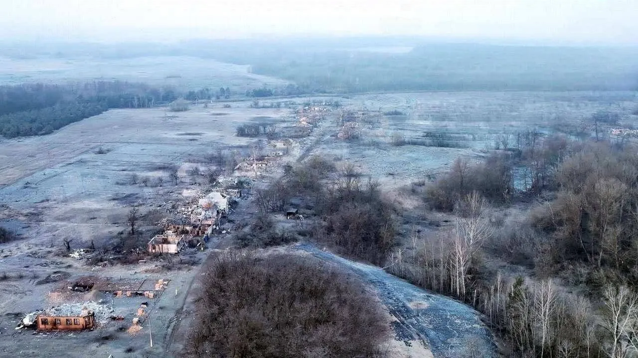 Як виглядає Козинка у Бєлгородській області після масованих бомбардувань армією РФ. Фото, зроблені з висоти