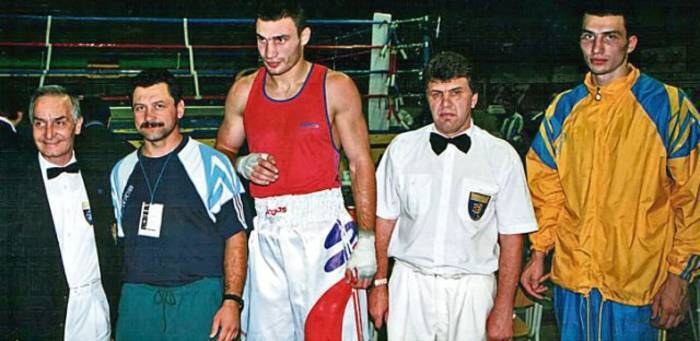 Боксировал, чтобы выпустили из СССР: как выглядел в молодости Владимир Кличко, которому сегодня исполнилось 48
