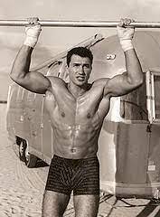 Боксував, щоб випустили із СРСР: як виглядав у молодості Володимир Кличко, якому сьогодні виповнилося 48