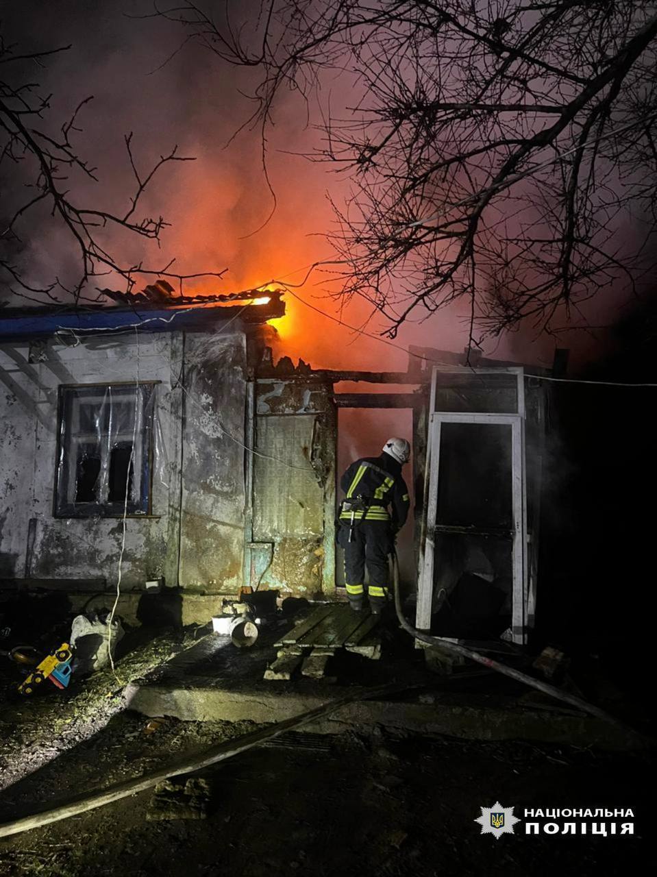 На Киевщине в результате пожара в доме погибли женщина и ее 7-летний сын: подробности трагедии