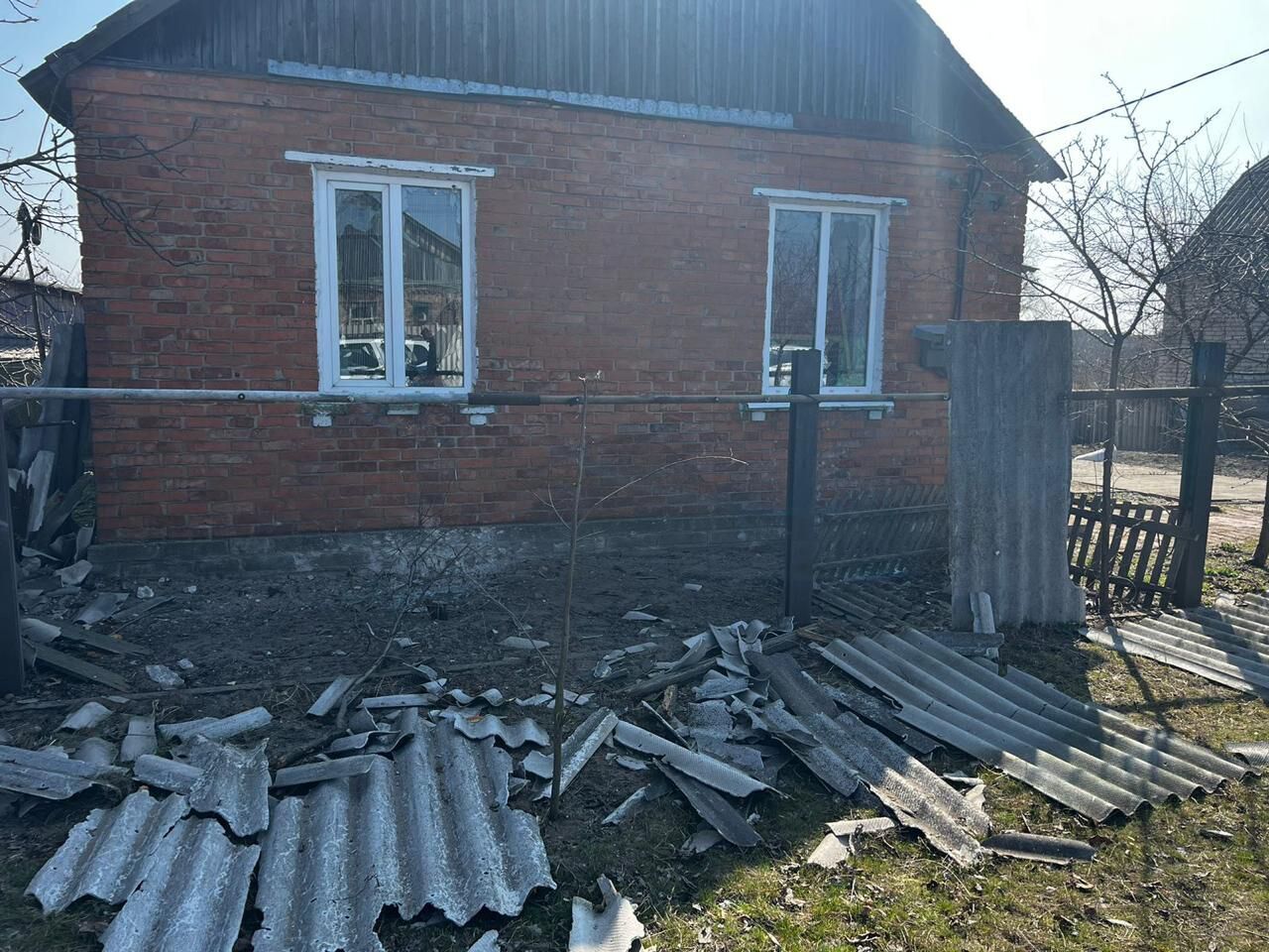 Россияне ударили по поселку в Донецкой области: есть погибший и раненые. Фото