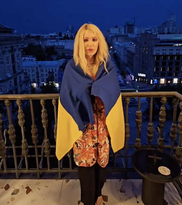 Монро, яка боялася розмовляти українською в 2014 році, показала неймовірну трансформацію: мене цькували б більше, ніж Азарова