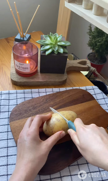 Запечена картопля з салом по-новому: вийде соковитою і не треба чистити