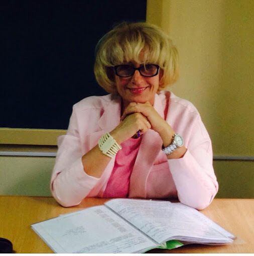 "Я не раздевалась месяц. Спала с собаками в холодном подвале". История Надежды, пережившей оккупацию Киевщины