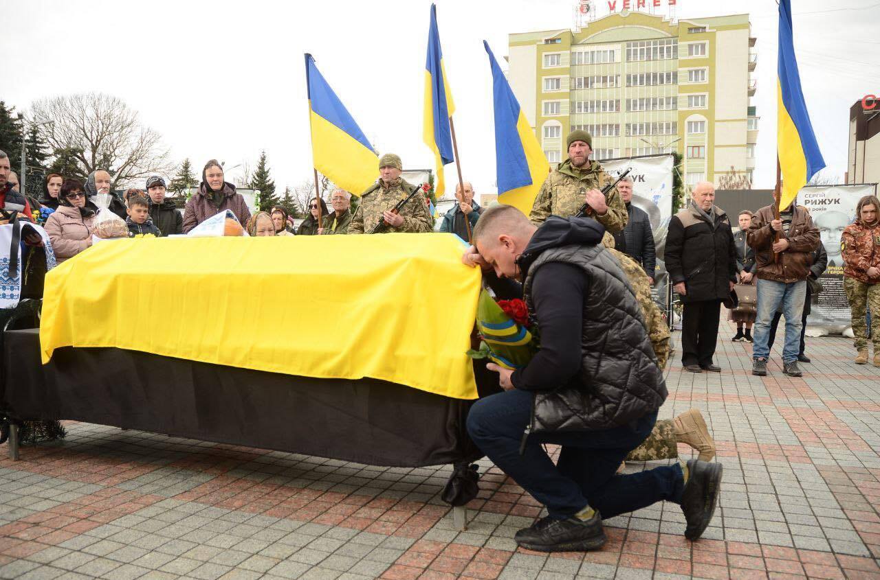 Ему навсегда будет 30: в боях за Украину погиб защитник из Ривне. Фото