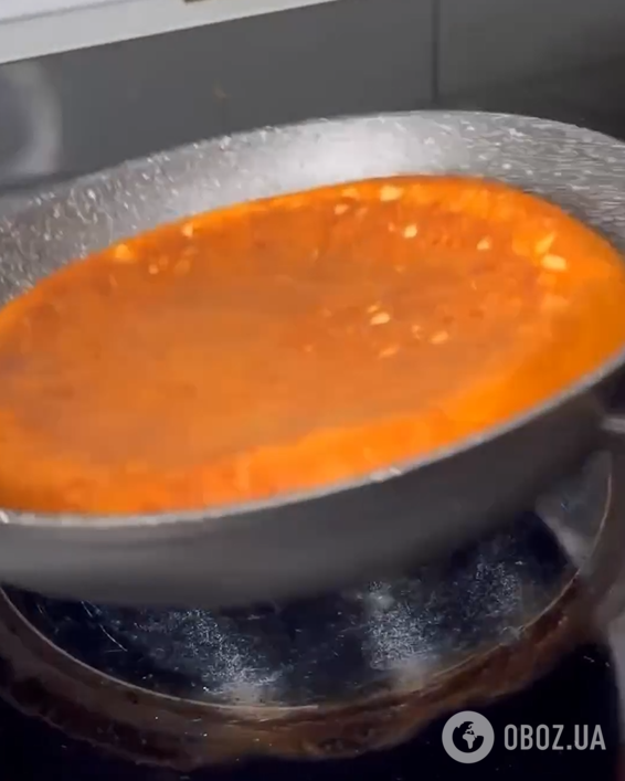 Элементарное хачапури на сковороде за считанные минуты: готовится из двух видов сыра