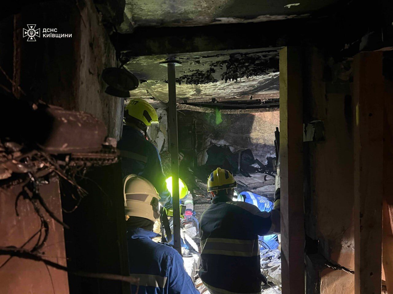 Двоє загиблих, троє врятованих: у Білій Церкві завершили рятувальні роботи після вибуху. Фото