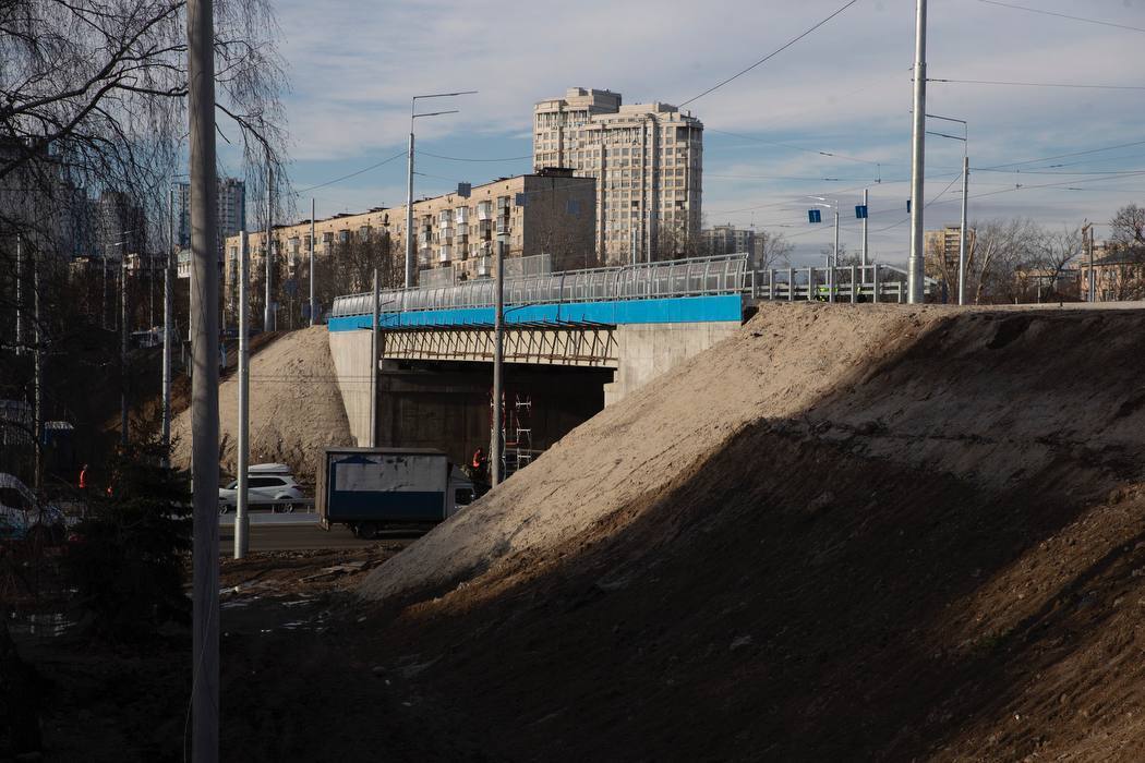 Информация медиа содержит явно предвзятые выводы: "Киевавтодор" – о реконструкции Дегтяревского путепровода