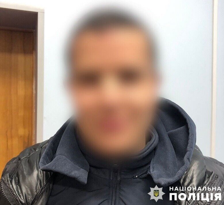У Києві затримали чоловіка, який на Оболоні пограбував дітей. Фото і подробиці