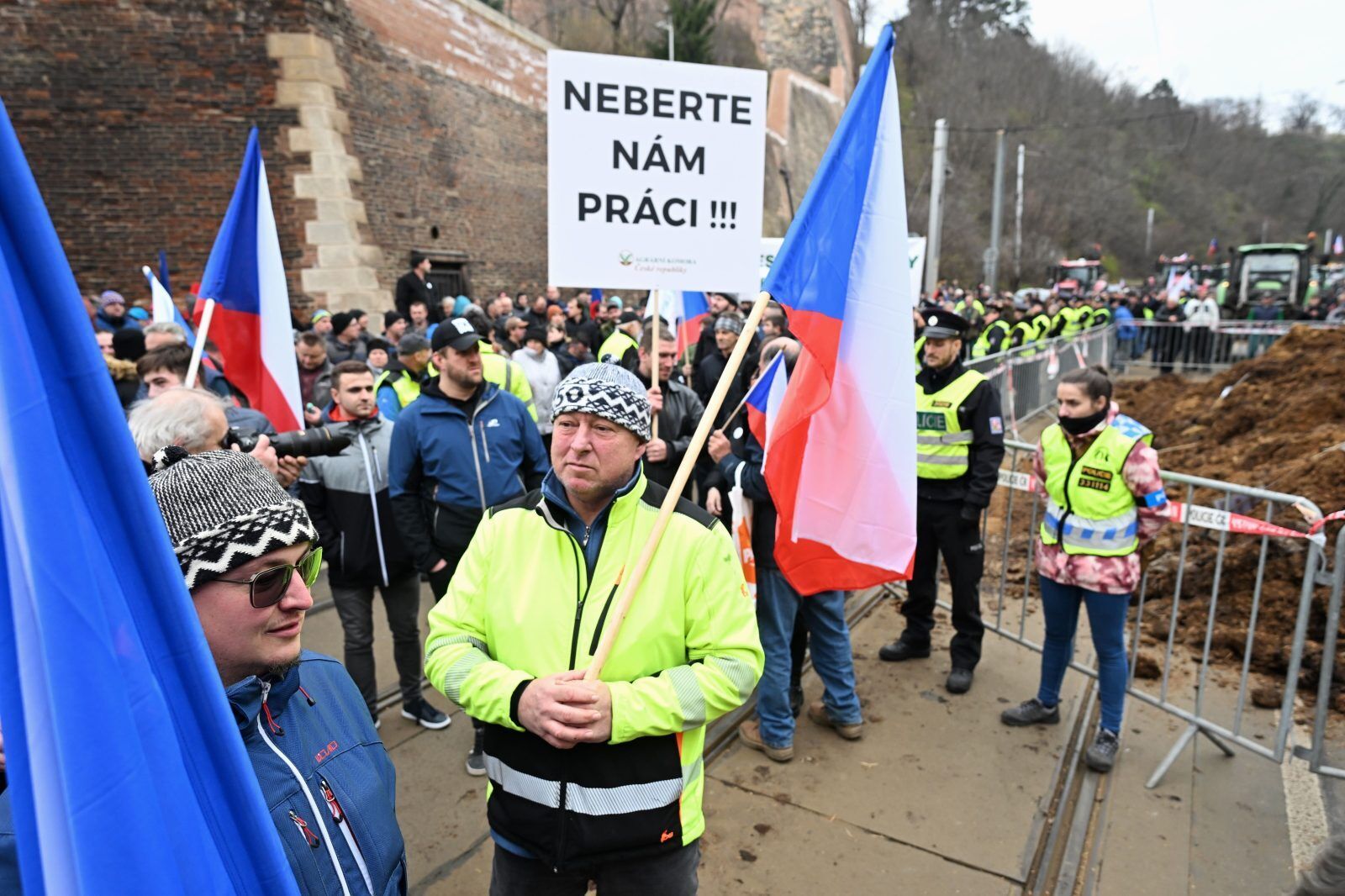 Чешские фермеры провели акцию протеста в столице страны – Праге