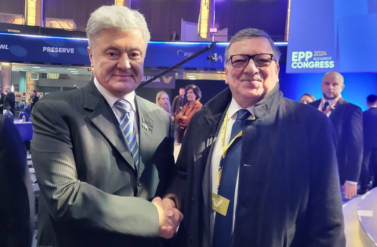 "Россия – наша общая угроза": Порошенко на конгрессе ЕНП обсудил с лидерами ЕС поставки оружия для Украины