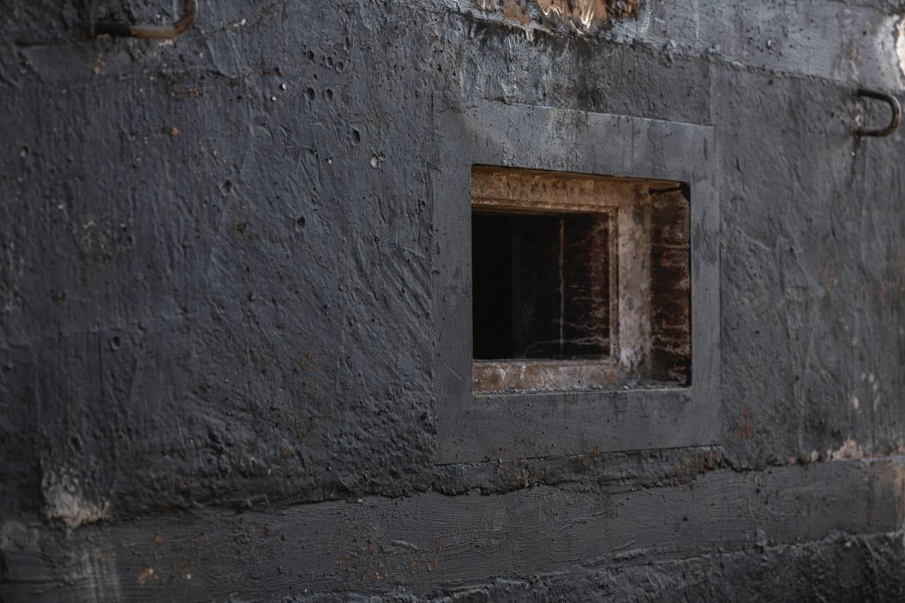 Зубы дракона, бетонные укрытия и огневые позиции: в Минобороны показали возведение фортификаций на Запорожском направлении. Фото