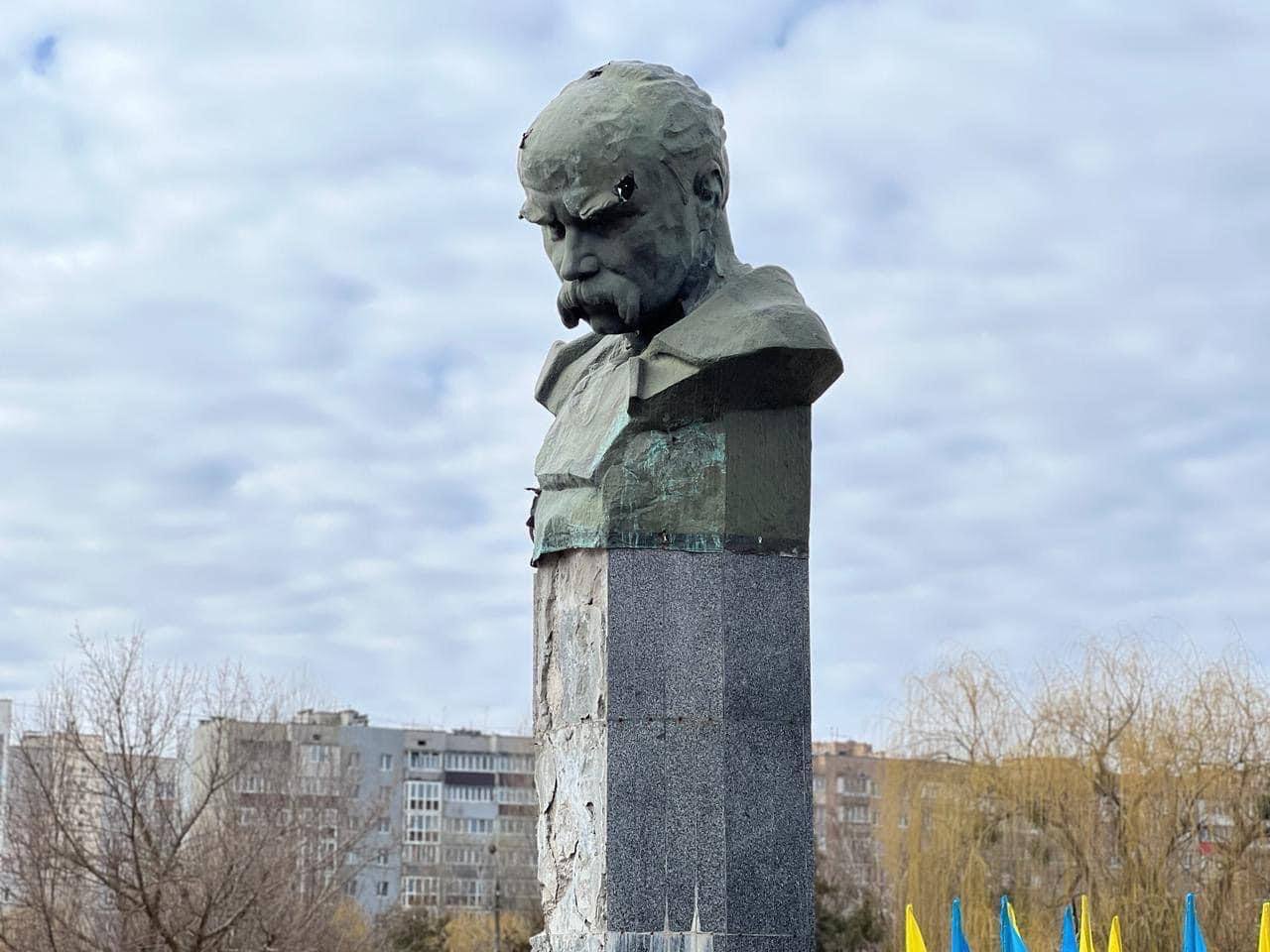 На Київщині з нагоди 210-ї річниці народження Шевченка встановили рекорд України. Фото і подробиці