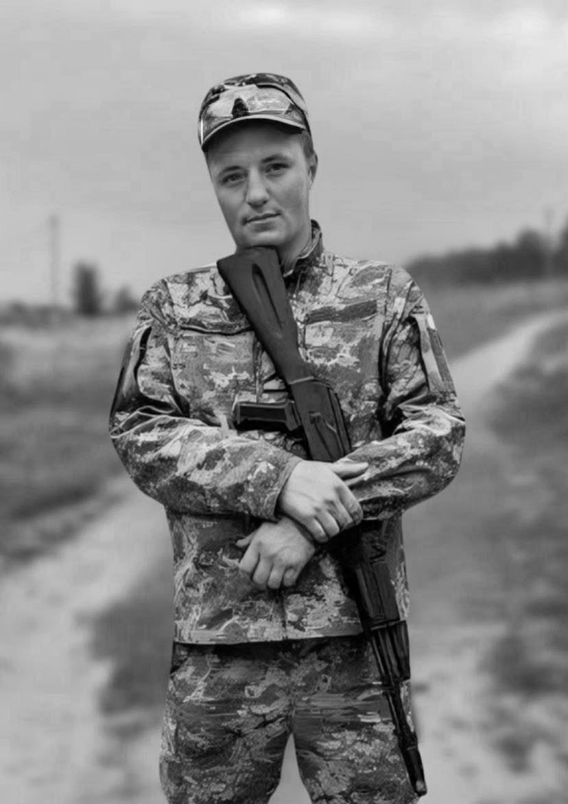 Шукали 4 місяці: Львів попрощається з загиблим захисником Віталієм Мусурівським qkxiqdxiqdeihrant