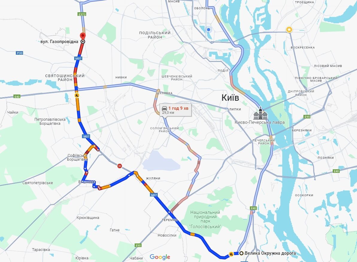 Київ скували ранкові затори: де ускладнено рух авто. Карта