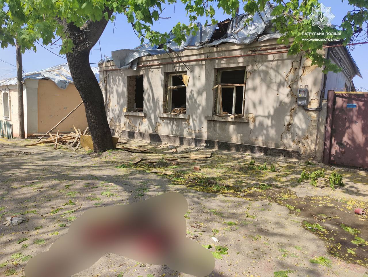 Выросло количество погибших в результате удара РФ по Николаеву: в больнице скончался мужчина