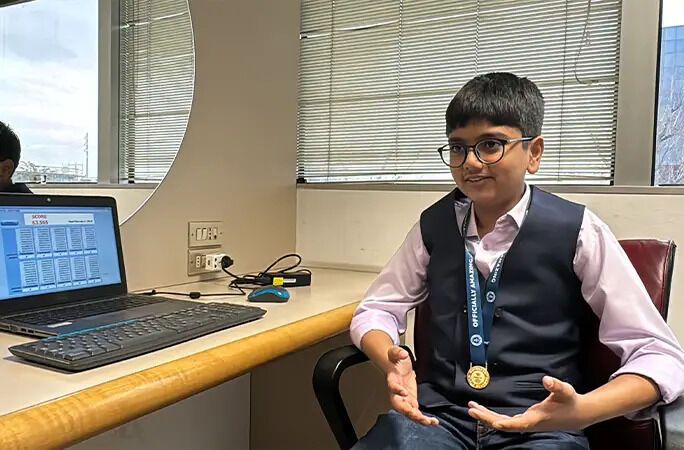 13-річний школяр встановив рекорд із додавання в голові 50 п'ятизначних чисел: який вигляд має людина-калькулятор. Фото