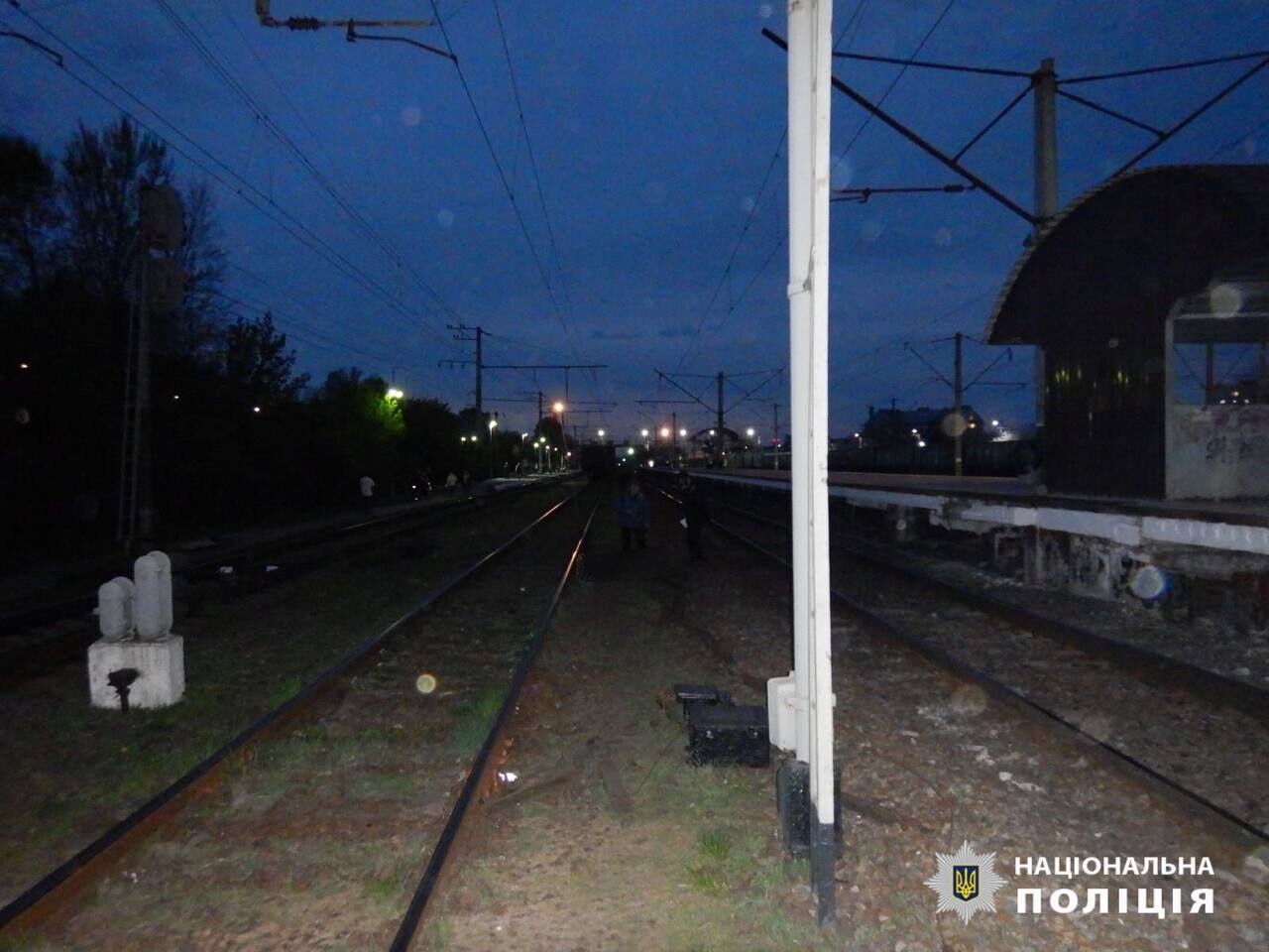 Під Києвом пасажирський потяг збив на смерть чоловіка: подробиці трагедії. Фото