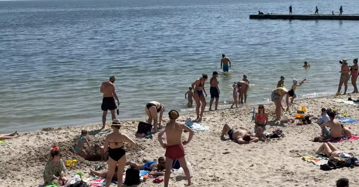 В Одесі планують відкрити пляжі та розпочати курортний сезон: які ціни на відпочинок