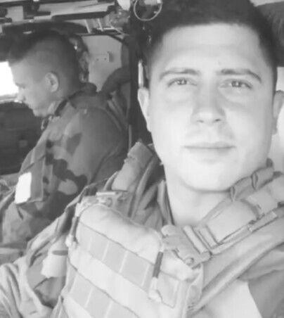 Командував боєм 10 годин, попри тяжке поранення: в мережі розповіли про захисника з Канади, який загинув в Україні. Фото