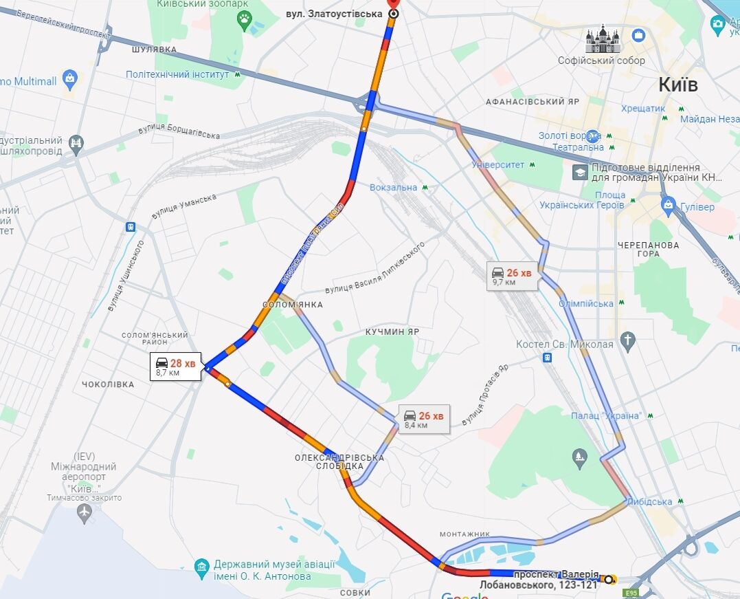 В Киеве на дорогах образовались утренние пробки: где затруднено движение авто. Карта