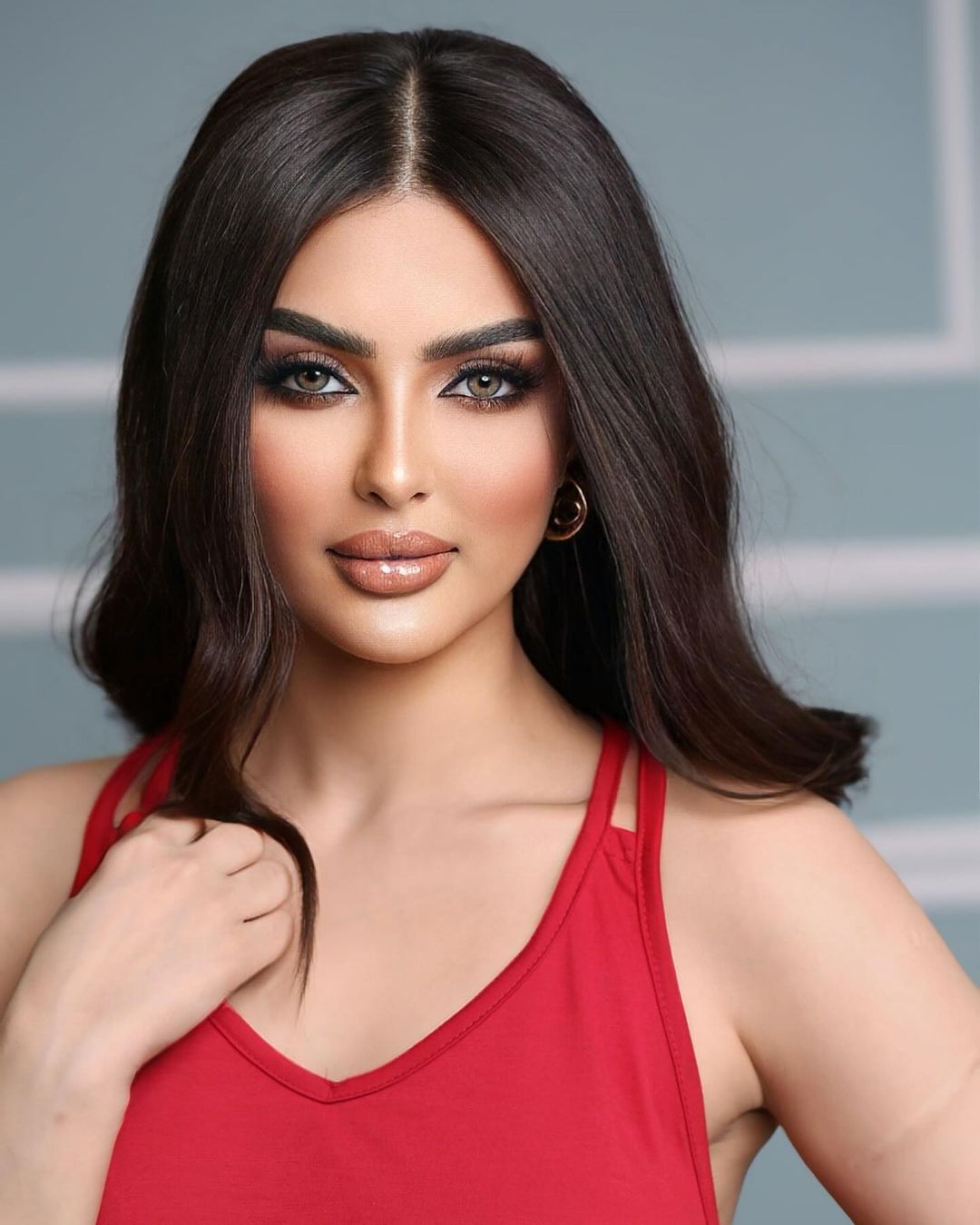 Организаторы "Мисс Вселенная" опровергли участие Саудовской Аравии в конкурсе и обвинили 27-летнюю модель во лжи