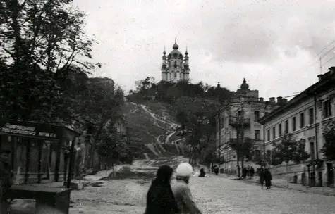 Від 1880-х і до наших днів: Андріївська церква в Києві в різні часи. Фото