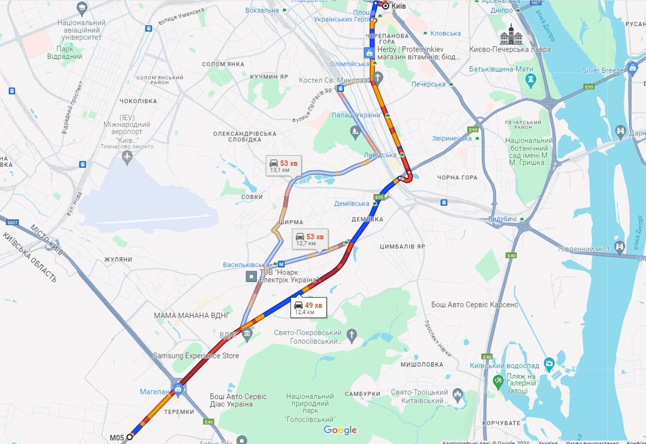 В Киеве на дорогах образовались утренние пробки: где затруднено движение авто. Карта
