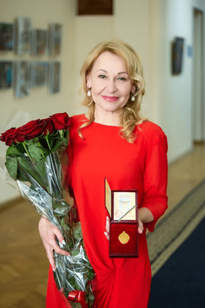 Їздила в Москву і прославляла "русскій мір": Народній артистці України дали 10 років в'язниці за колабораціонізм