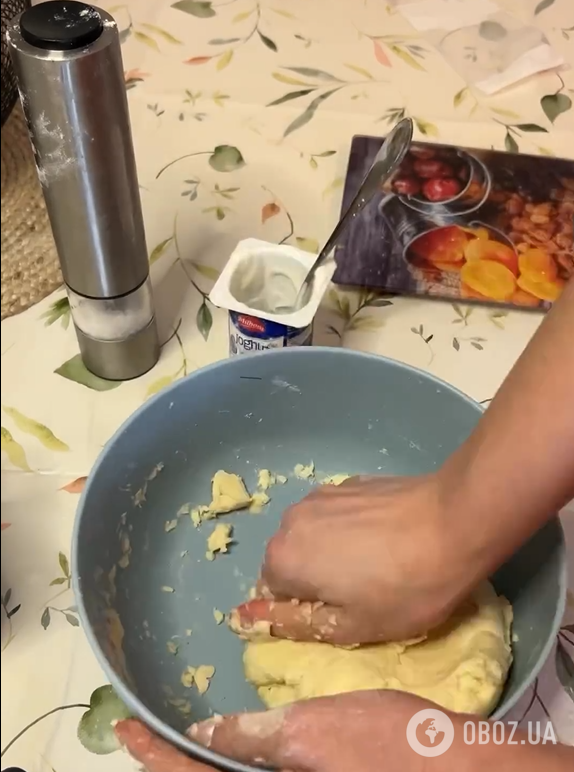 Ленивый луковый пирог на скорую руку: на чем приготовить тесто