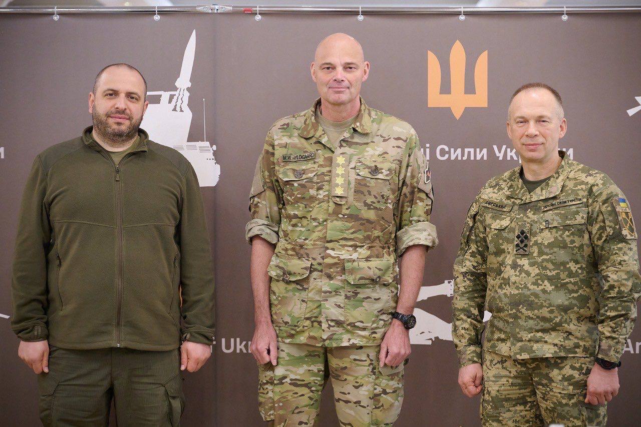 Сирський та Умєров зустрілися з новим командувачем армії Данії: з’явилися подробиці. Фото 