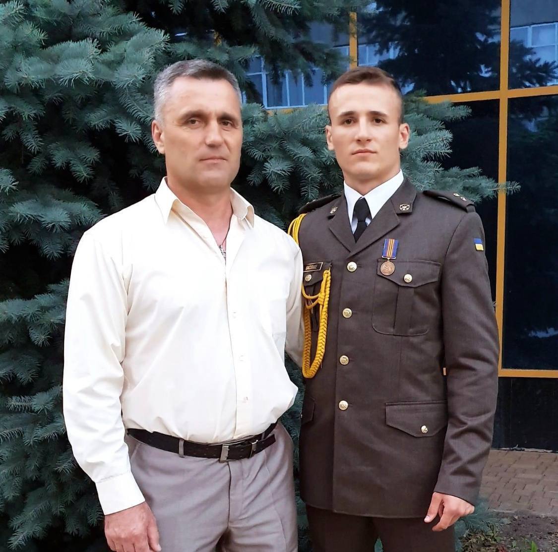 В Винницкой области открыли огонь по полицейским: погиб 20-летний правоохранитель, его напарник ранен