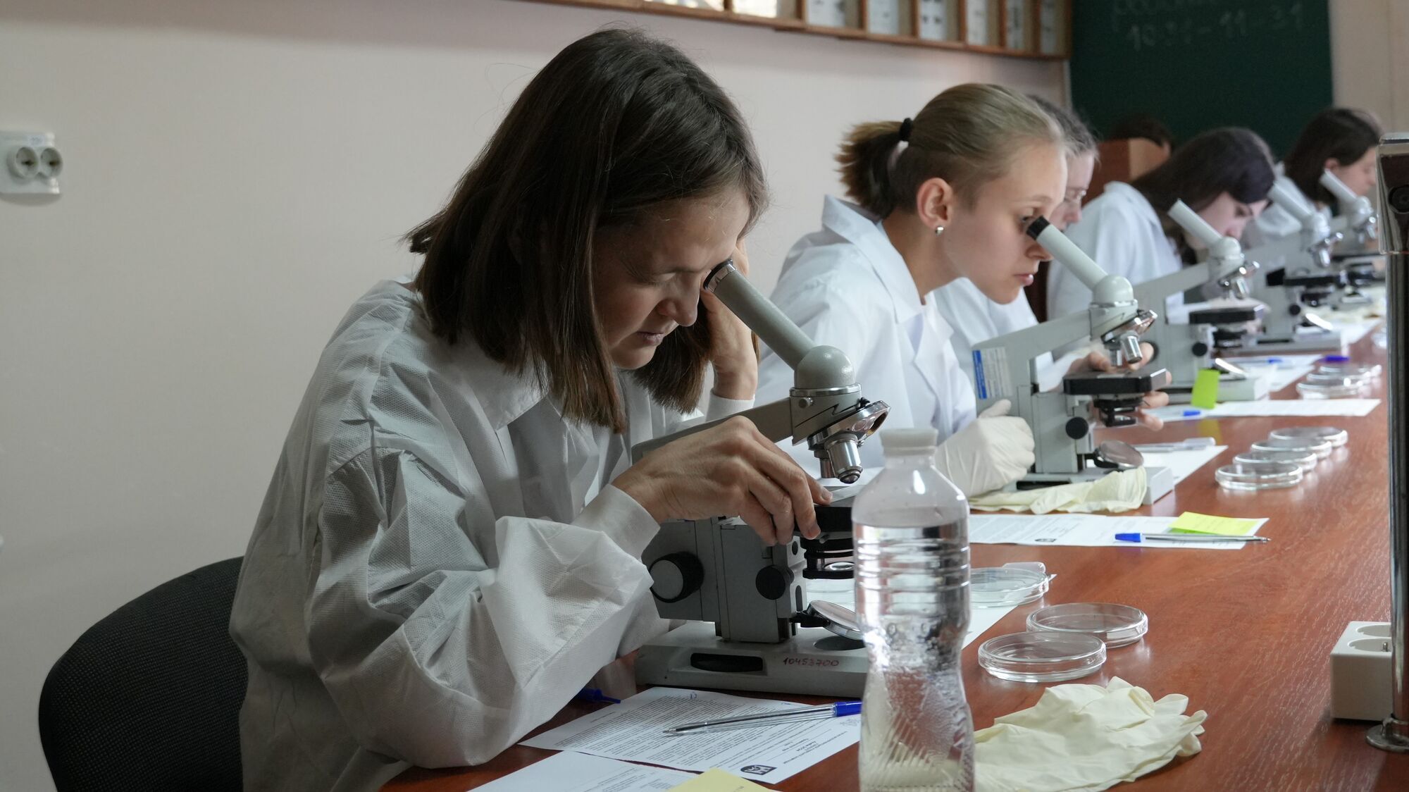 Вклад у майбутнє держави: ''Біофарма'' підтримала Всеукраїнську олімпіаду з біології  
