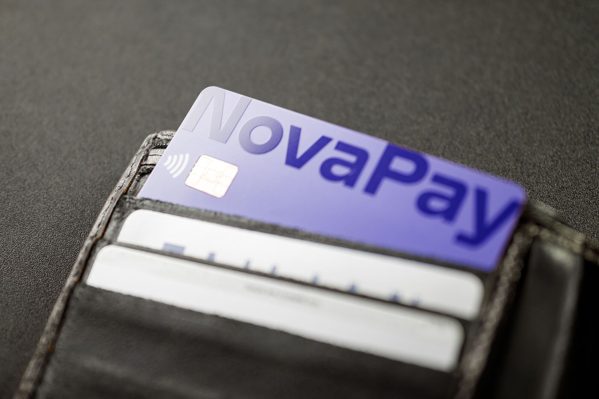 От денежных переводов до скидок на почте: тест-драйв приложения NovaPay