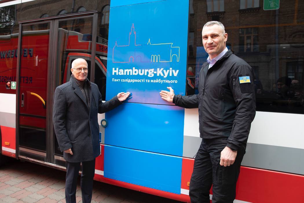 Мер Гамбурга прибув з візитом до Києва. Фото 