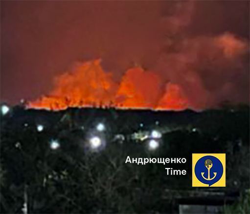 "Не приліт": в окупованому Маріуполі спалахнула загадкова пожежа під час дощу. Фото