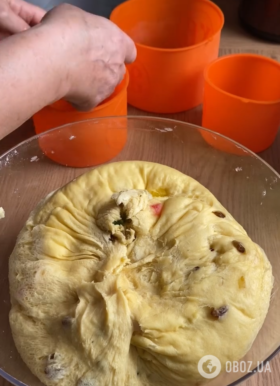 Вкусная праздничная паска на желтках: сколько их нужно добавить в тесто