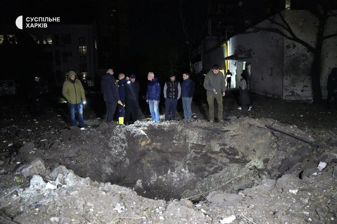 Росіяни обстріляли ракетами Харків та область: пошкоджено житловий комплекс, є постраждалі. Фото і відео