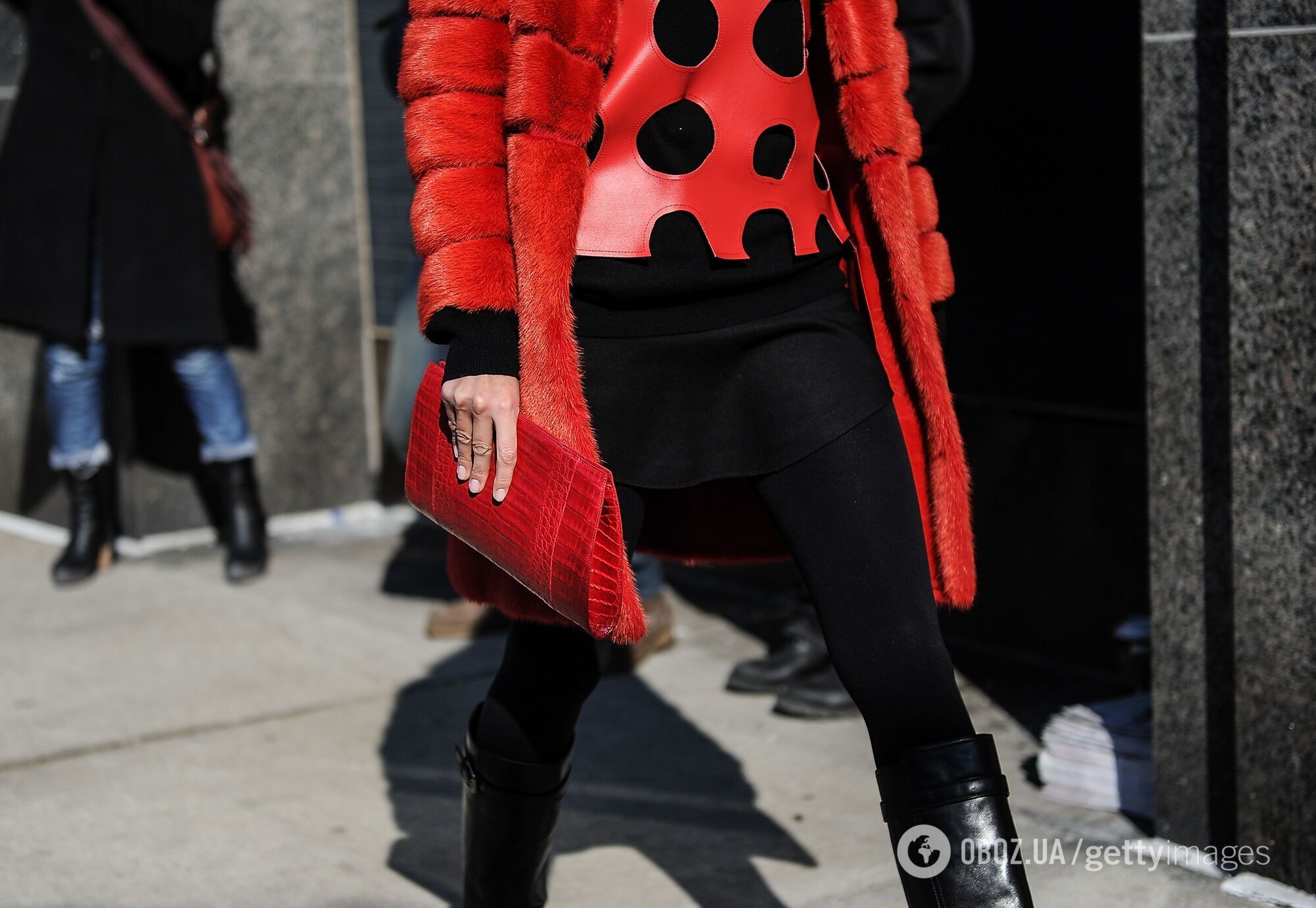 Известного модельера, чьи роскошные сумки за 2000 долларов носили Виктория Бекхэм и Бритни Спирс, приговорили к 18 месяцам заключения за контрабанду