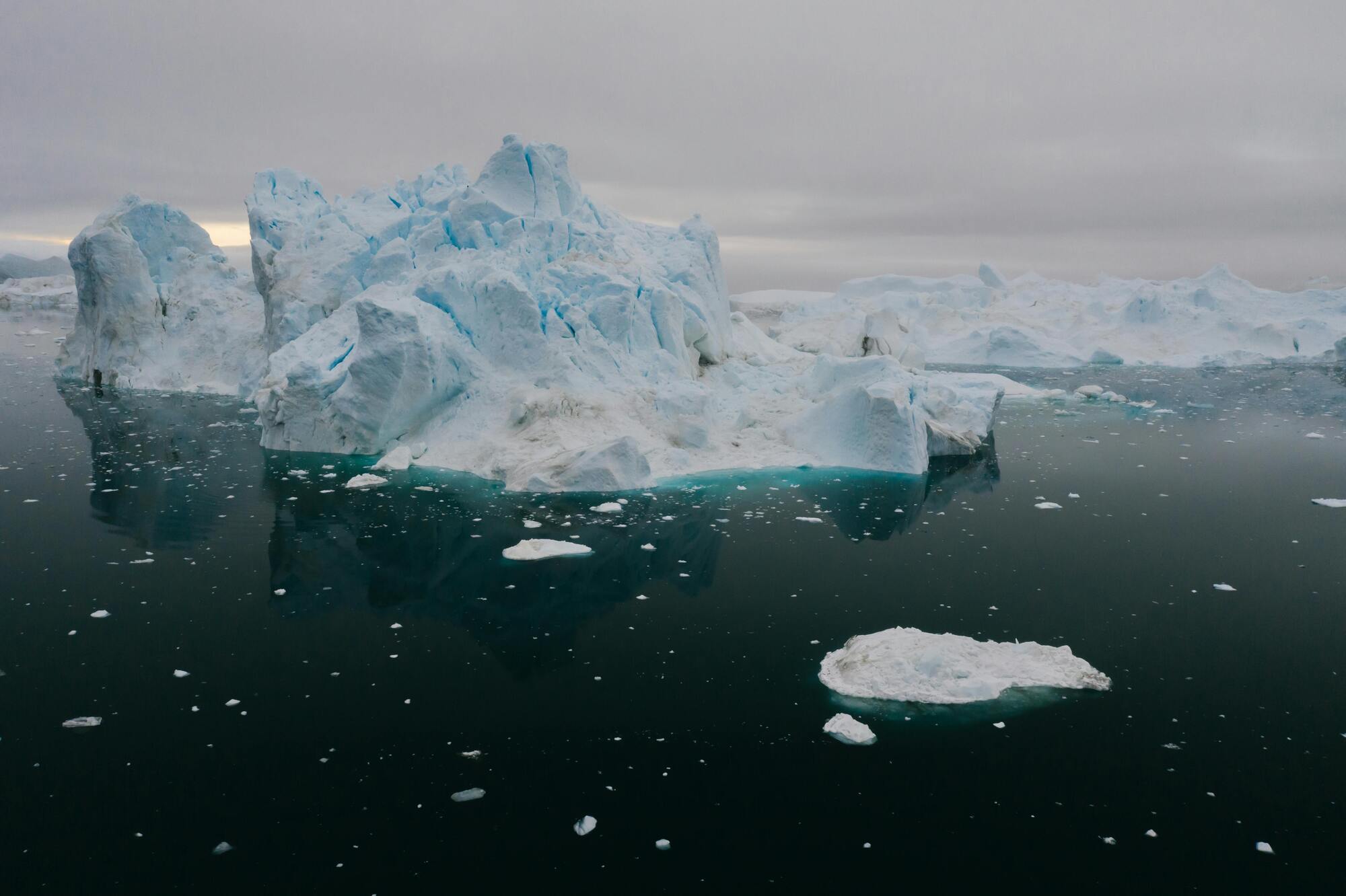 Вчені стривожені: Антарктида почала поводитися "як ніколи раніше"