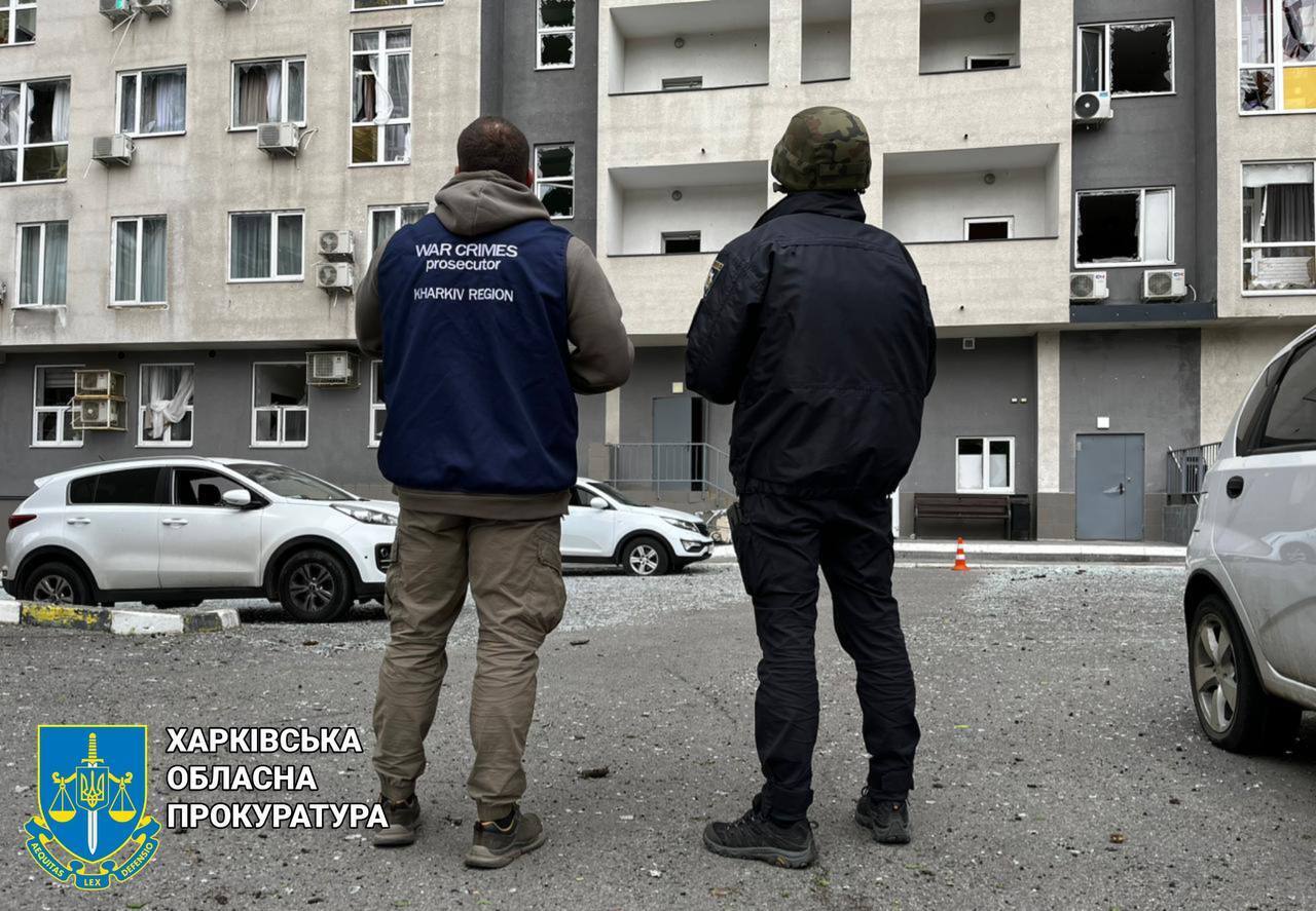 Росіяни обстріляли ракетами Харків та область: пошкоджено житловий комплекс, є постраждалі. Фото і відео