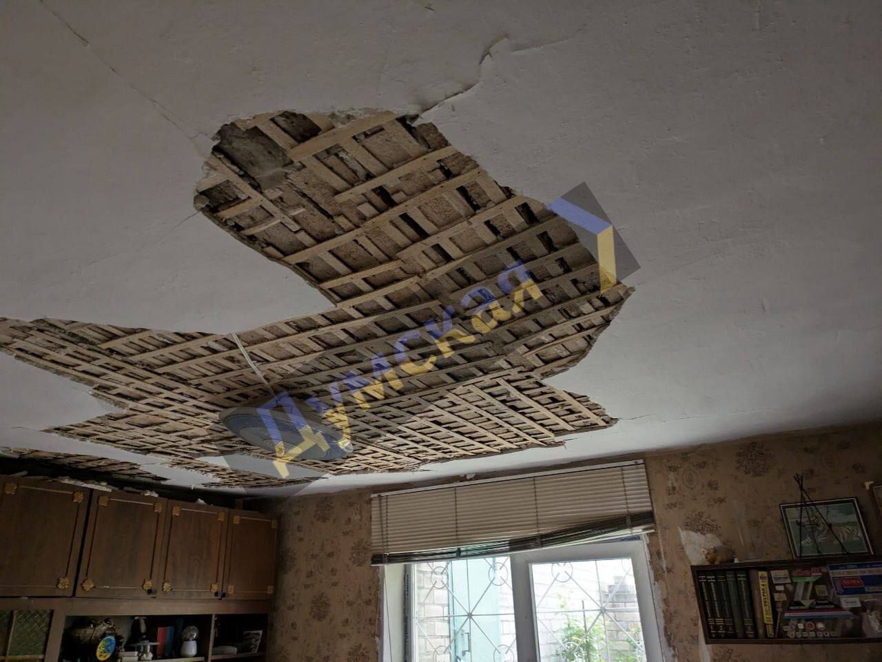 Окупанти завдали удару по Одесі, пошкоджено десятки будинків: є постраждала. Фото