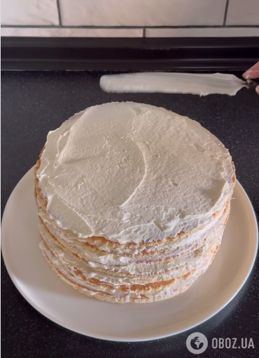 Торт на сковороде: идеальный вариант для тех, у кого нет духовки.