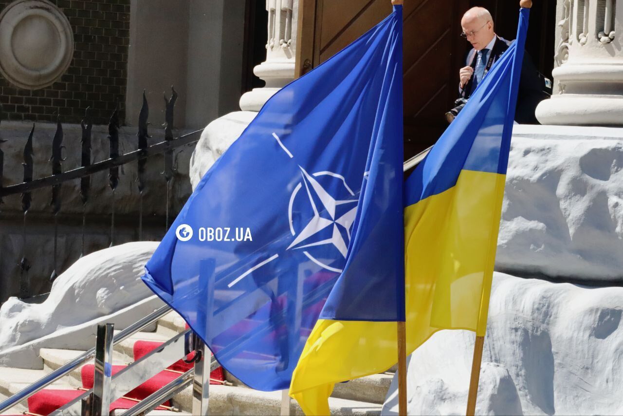 Столтенберг прибыл с визитом в Украину и провел переговоры с Зеленским. Фото, видео и все подробности