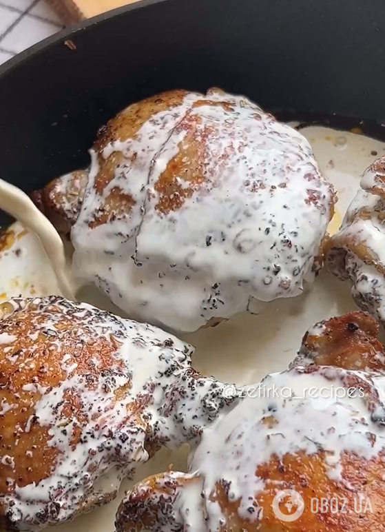 Как вкусно приготовить куриные бедра на сковороде: идеально для обеда