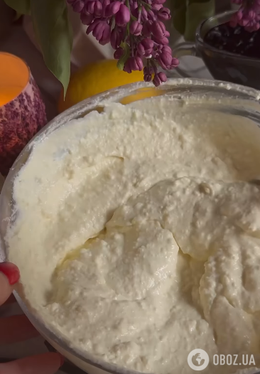 Сирна заварна ягідно-лимонна паска: як приготувати смачний десерт на Великдень