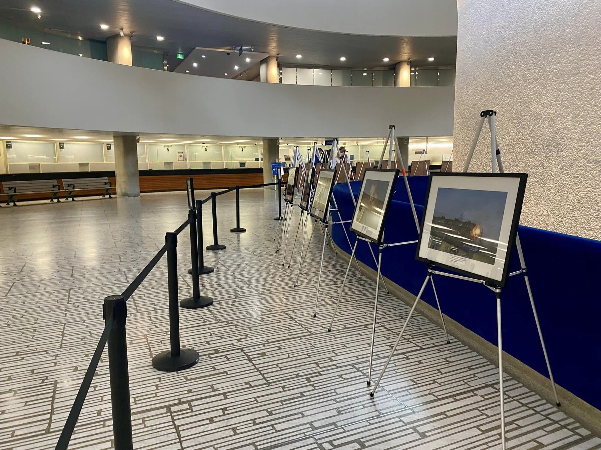 В Торонто открылась фотовыставка о Мариуполе. Фото и видео